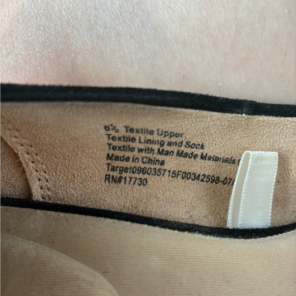 Elegant Black 3in Wedge Pumps - Picture 5 of 5